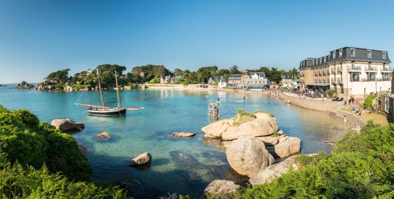 Vue Mer Cote De Granit Rose En Bretagne Trébeurden Exteriör bild